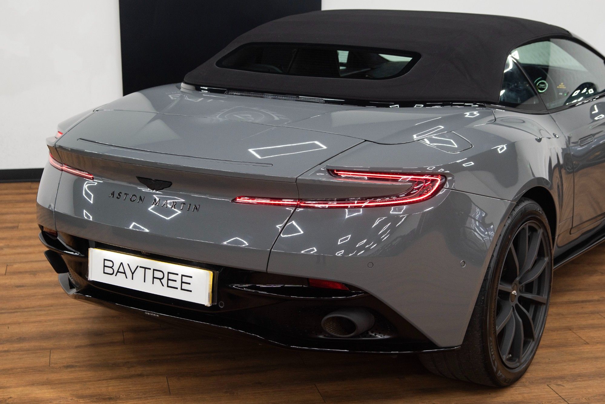 USED 2023 11 ASTON MARTIN DB11 4.0 V8 Volante  