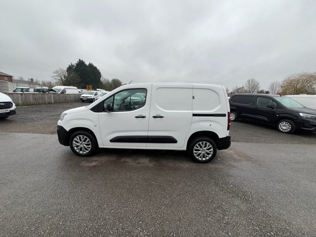 2021 Citroen Berlingo 1.5L Enterprise M Pro 5dr - Photo 3