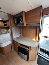 USED SWIFT SAFARI 555 