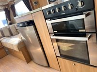 USED SWIFT SAFARI 555 