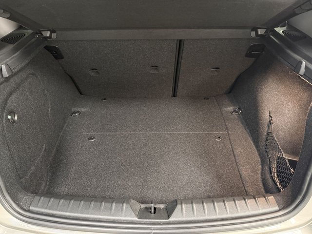 2015 BMW 1 Series 1.5L Se 5dr - Photo 12