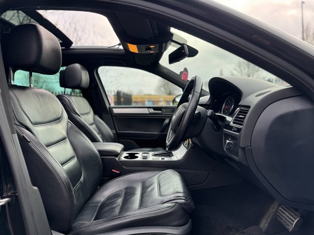 2011 Volkswagen Touareg 3L Altitude 5dr - Photo 10