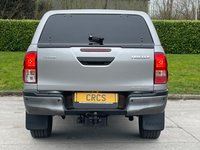 USED 2020 20 TOYOTA HI-LUX 2.4 D-4D Invincible X Pickup Double Cab 4dr Diesel Manual 4WD Euro 6 (s/s) (TSS) (150 ps) ** NO VAT * *  SAT NAV **  2  KEYS