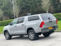 USED 2020 20 TOYOTA HI-LUX 2.4 D-4D Invincible X Pickup Double Cab 4dr Diesel Manual 4WD Euro 6 (s/s) (TSS) (150 ps) ** NO VAT * *  SAT NAV **  2  KEYS