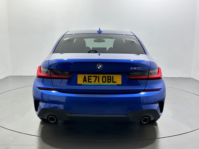 2021 BMW 3 Series - Photo 7