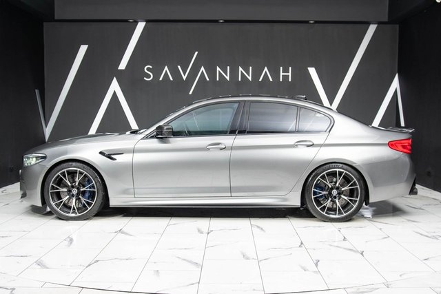 2019 BMW M5 - Photo 9