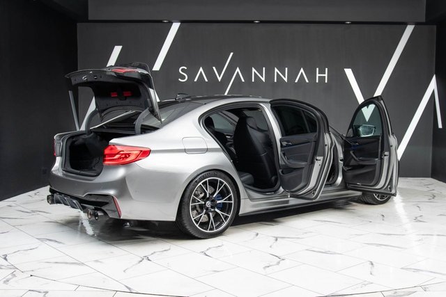 2019 BMW M5 - Photo 12