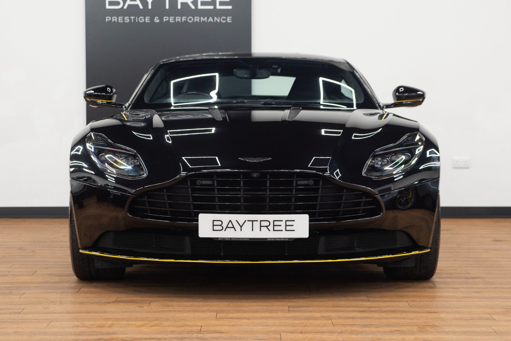 USED 2020 A ASTON MARTIN DB11 5.2 V12 BiTurbo AMR Coupe  