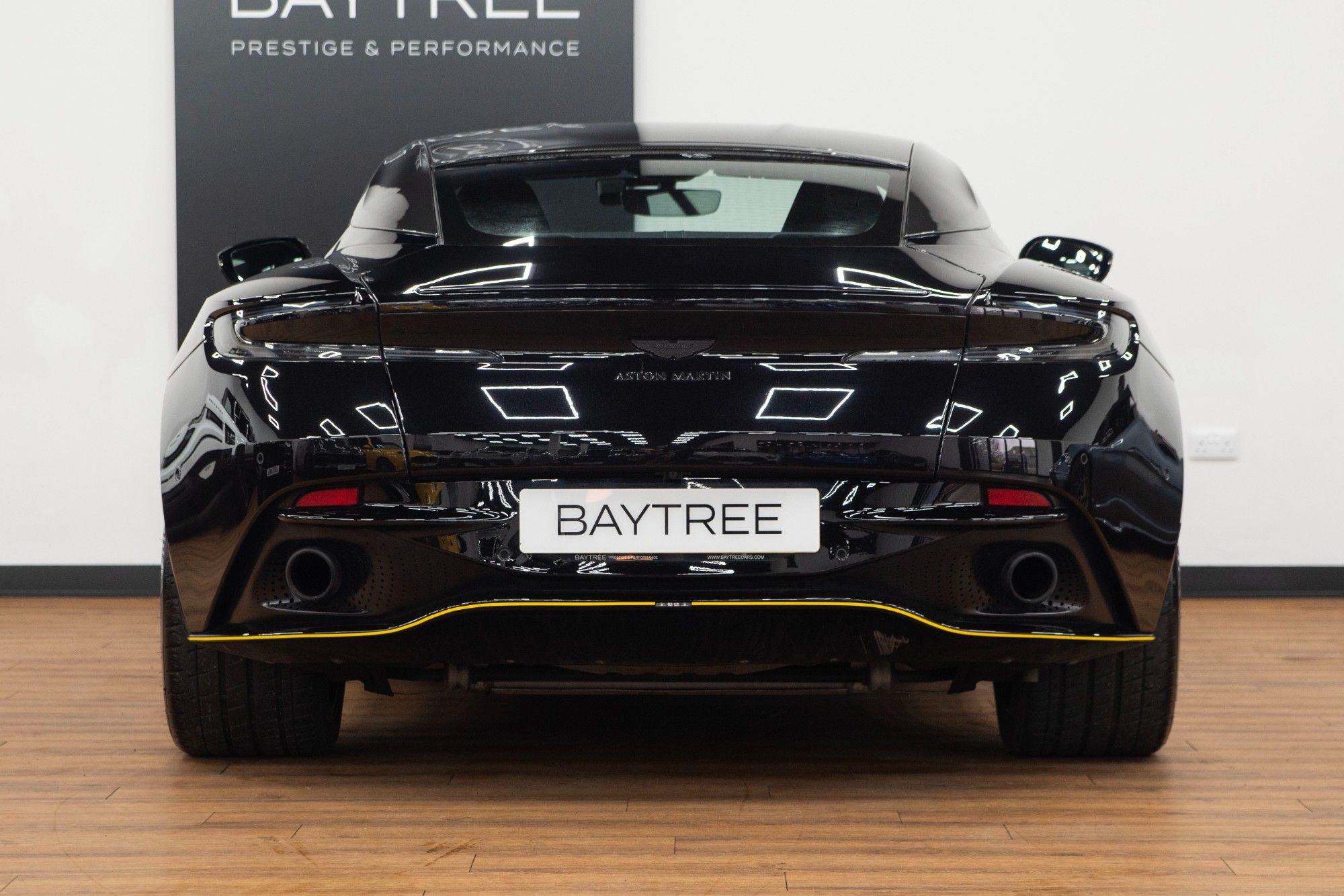 USED 2020 A ASTON MARTIN DB11 5.2 V12 BiTurbo AMR Coupe  