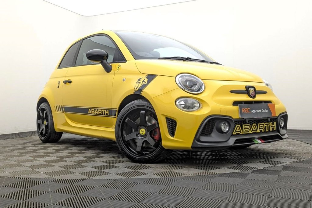 USED 2016 ABARTH 595 1.4 T-Jet Hatchback 3dr Petrol Manual Euro 6 (145 ps) Bluetooth, 17" Alloys, Air Con