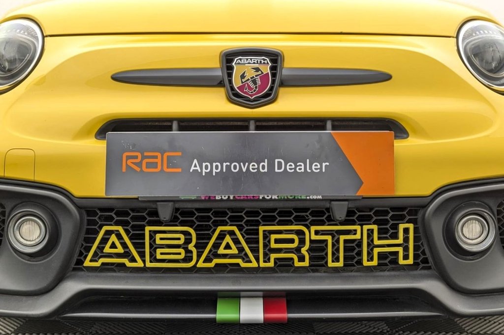 USED 2016 ABARTH 595 1.4 T-Jet Hatchback 3dr Petrol Manual Euro 6 (145 ps) Bluetooth, 17" Alloys, Air Con