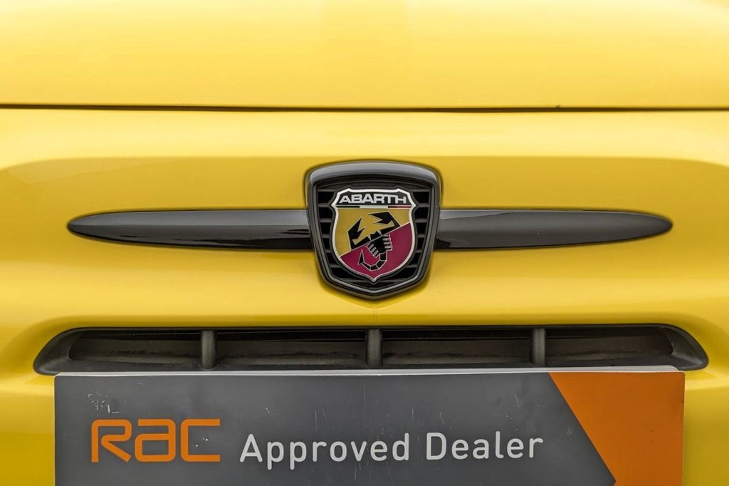 USED 2016 ABARTH 595 1.4 T-Jet Hatchback 3dr Petrol Manual Euro 6 (145 ps) Bluetooth, 17" Alloys, Air Con