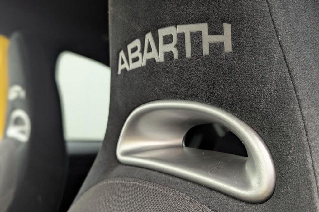 USED 2016 ABARTH 595 1.4 T-Jet Hatchback 3dr Petrol Manual Euro 6 (145 ps) Bluetooth, 17" Alloys, Air Con