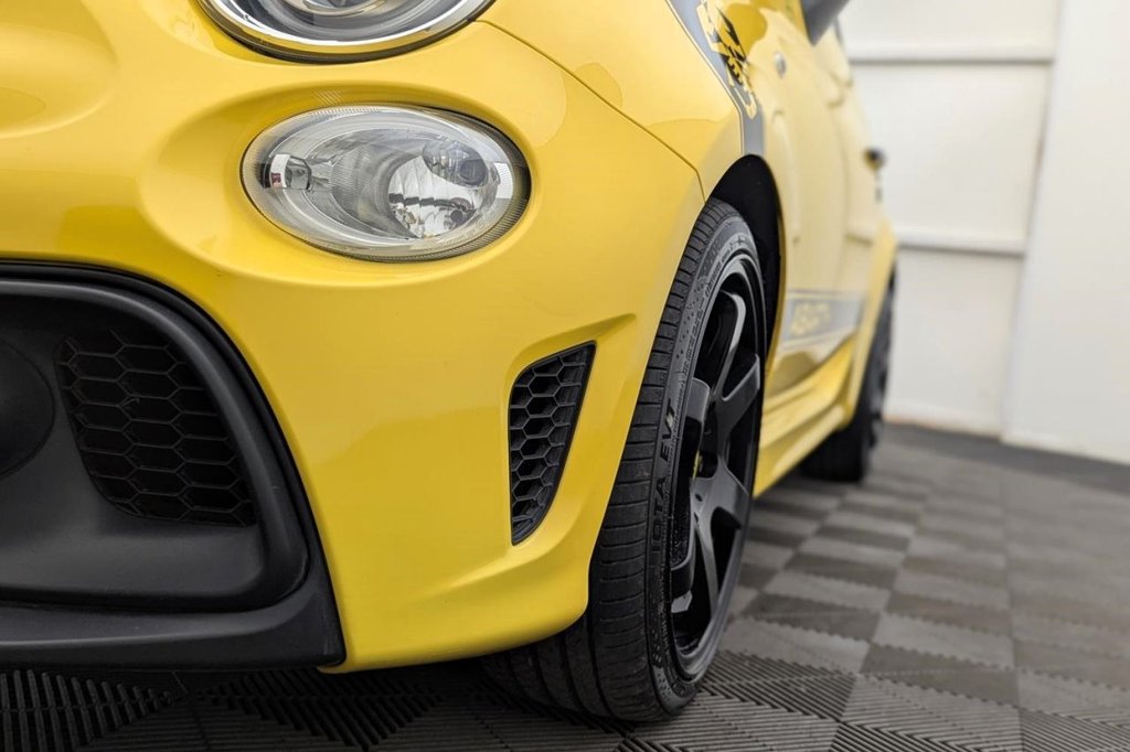 USED 2016 ABARTH 595 1.4 T-Jet Hatchback 3dr Petrol Manual Euro 6 (145 ps) Bluetooth, 17" Alloys, Air Con