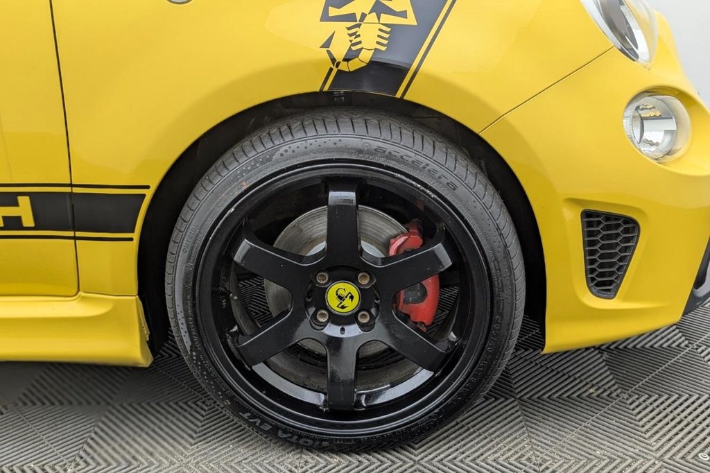USED 2016 ABARTH 595 1.4 T-Jet Hatchback 3dr Petrol Manual Euro 6 (145 ps) Bluetooth, 17" Alloys, Air Con