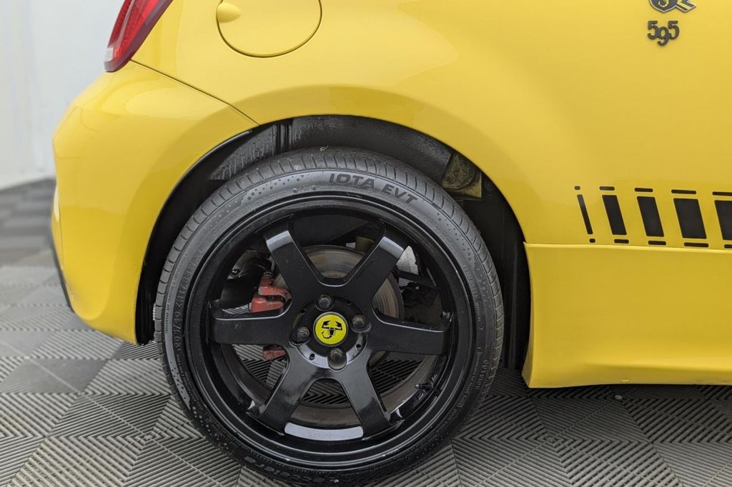 USED 2016 ABARTH 595 1.4 T-Jet Hatchback 3dr Petrol Manual Euro 6 (145 ps) Bluetooth, 17" Alloys, Air Con