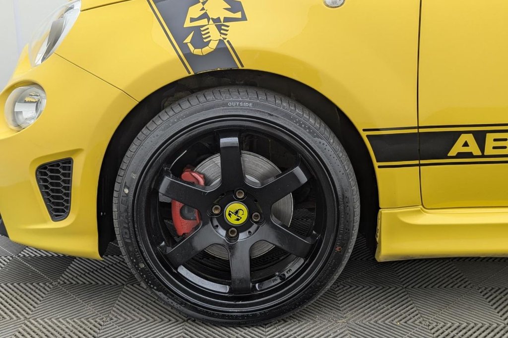 USED 2016 ABARTH 595 1.4 T-Jet Hatchback 3dr Petrol Manual Euro 6 (145 ps) Bluetooth, 17" Alloys, Air Con