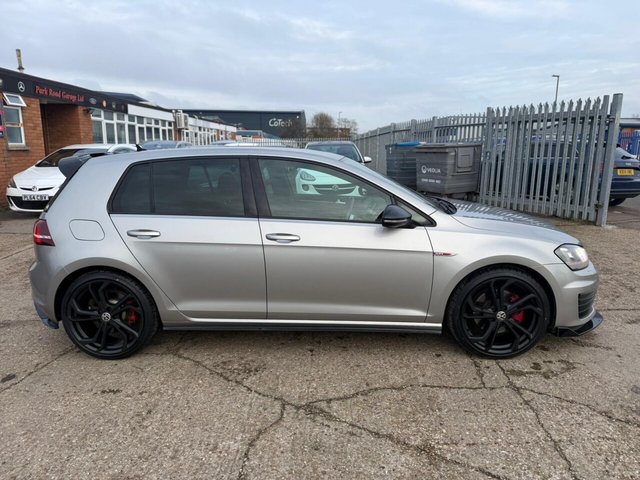 2015 VOLKSWAGEN GOLF - Photo 5