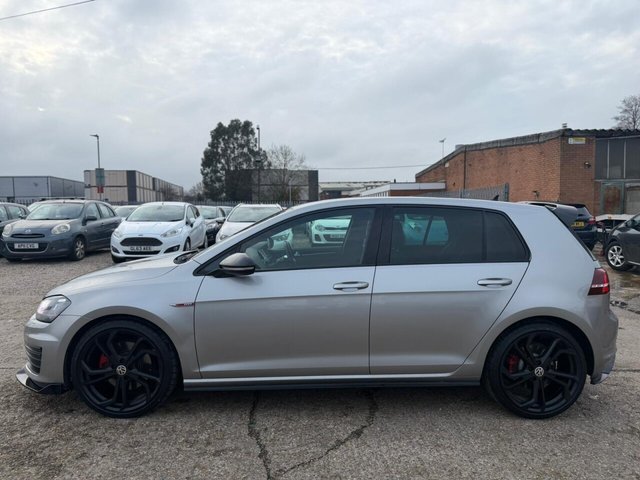 2015 VOLKSWAGEN GOLF - Photo 3