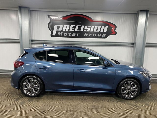 2023 FORD FOCUS (2023) - Photo 2