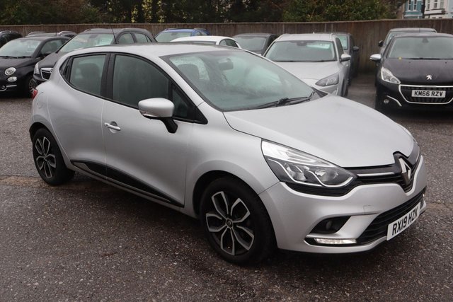 2025 RENAULT CLIO 1.5 dCi Play Hatchback 5dr Diesel Manual Euro 6 (s/s) (90 ps) - Photo 5