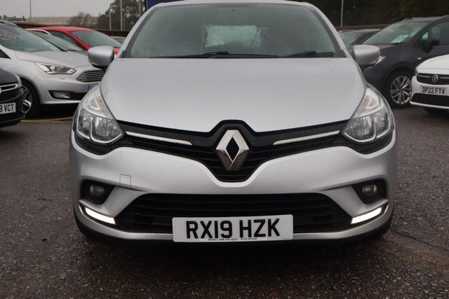 2025 RENAULT CLIO 1.5 dCi Play Hatchback 5dr Diesel Manual Euro 6 (s/s) (90 ps) - Photo 2