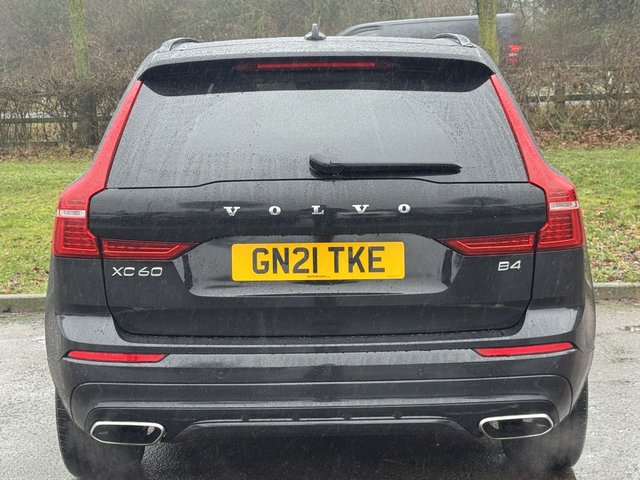 2021 VOLVO XC60 - Photo 4