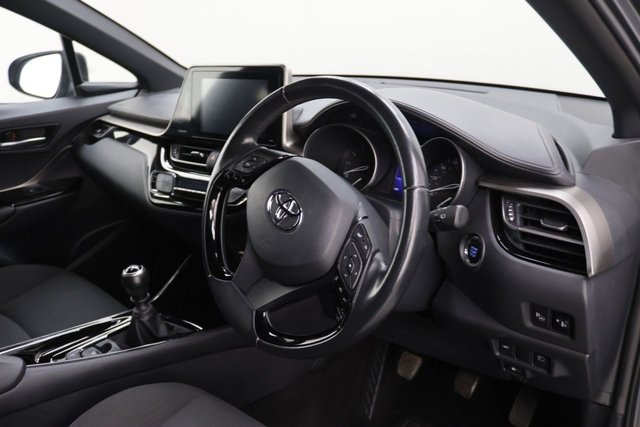 2019 Toyota C-HR 1.2L Design 5dr - Photo 10