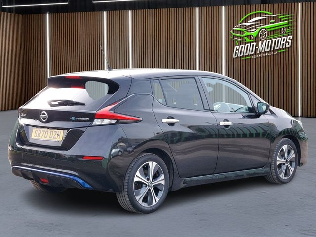 2020 NISSAN LEAF - Photo 11