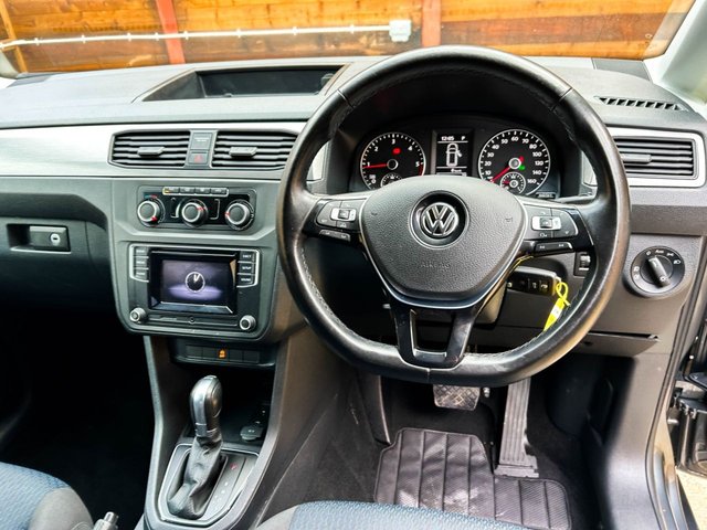 2018 VOLKSWAGEN CADDY LIFE - Photo 2