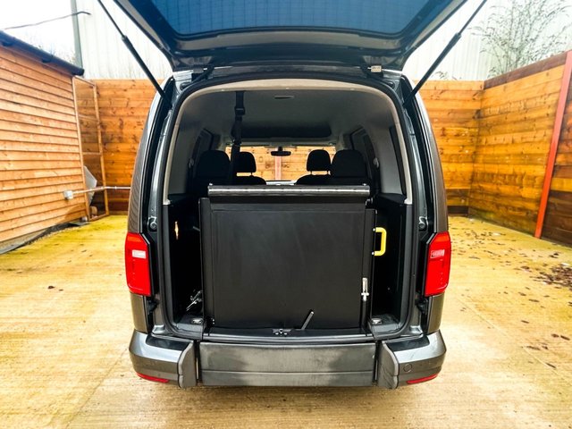 2018 VOLKSWAGEN CADDY LIFE - Photo 11