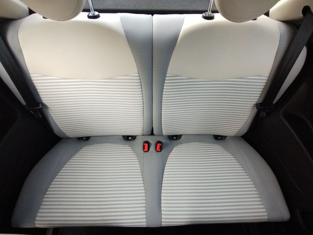 2018 FIAT 500 - Photo 10