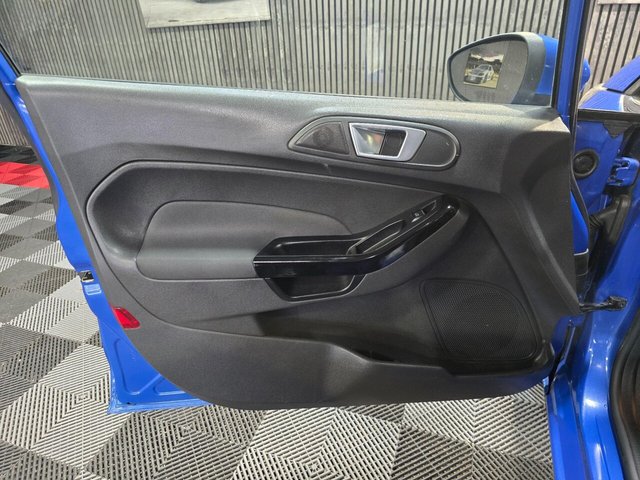 2013 FORD FIESTA 1.0T EcoBoost Titanium Euro 5 (s/s) 5dr - Photo 11