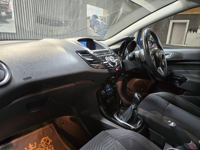 2013 FORD FIESTA 1.0T EcoBoost Titanium Euro 5 (s/s) 5dr - Photo 9