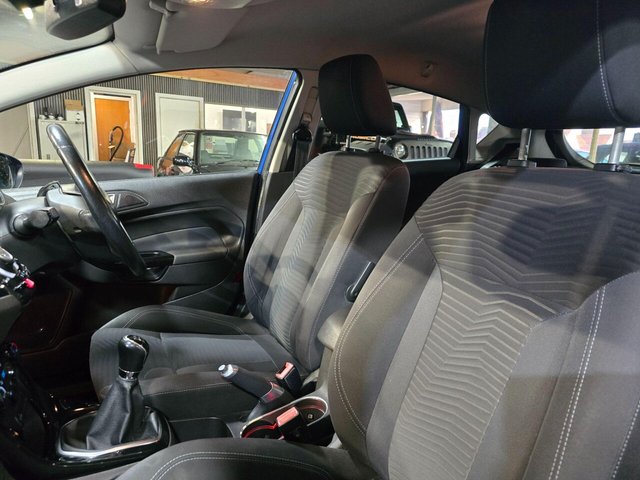 2013 FORD FIESTA 1.0T EcoBoost Titanium Euro 5 (s/s) 5dr - Photo 10