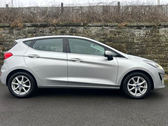 2018 Ford Fiesta 1L Zetec 5dr - Photo 4