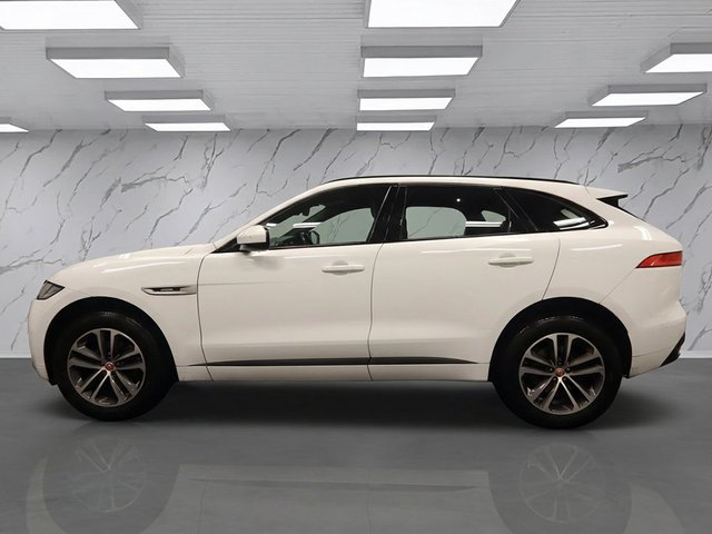 2018 Jaguar F-Pace 2L R-Sport 5dr - Photo 5