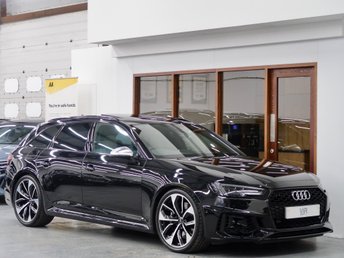 2019 AUDI RS4 AVANT
