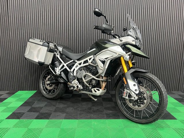 View our TRIUMPH TIGER 900