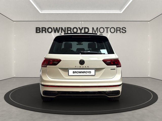 2021 Volkswagen Tiguan 2L R-Line 5dr - Photo 7