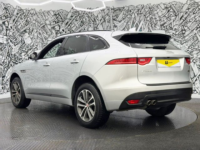 2018 Jaguar F-Pace 2L R-Sport 5dr - Photo 12