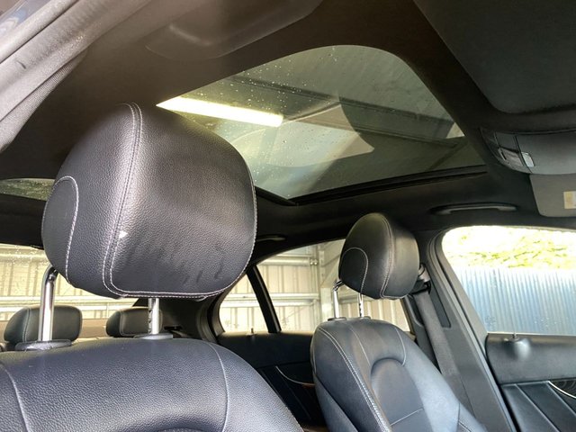 2016 Mercedes-Benz C-Class 2.1L Amg Line 4dr - Photo 11