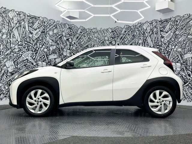 2022 Toyota Aygo X 1L Pure 5dr - Photo 12