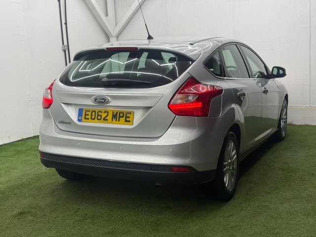 2012 FORD FOCUS 2012 1.6 Titanium Powershift Euro 5 5dr - Photo 6