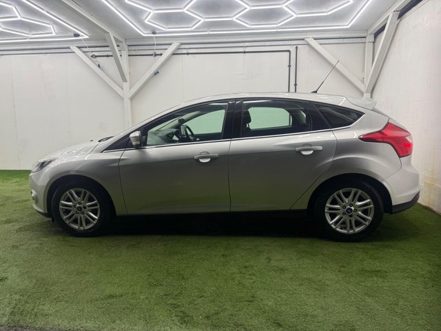 2012 FORD FOCUS 2012 1.6 Titanium Powershift Euro 5 5dr - Photo 10