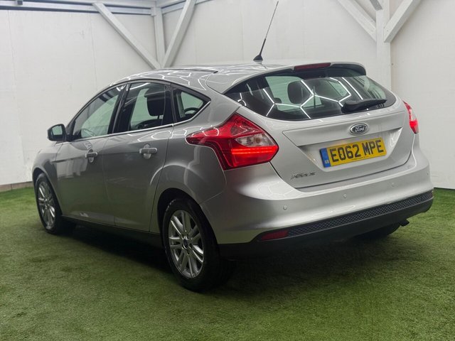 2012 FORD FOCUS 2012 1.6 Titanium Powershift Euro 5 5dr - Photo 9