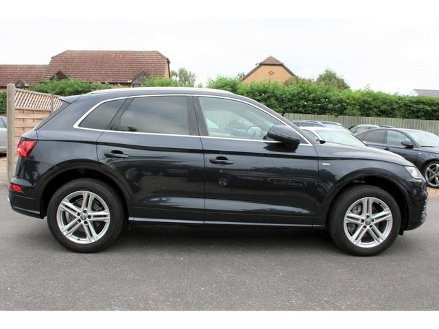 View our AUDI Q5
