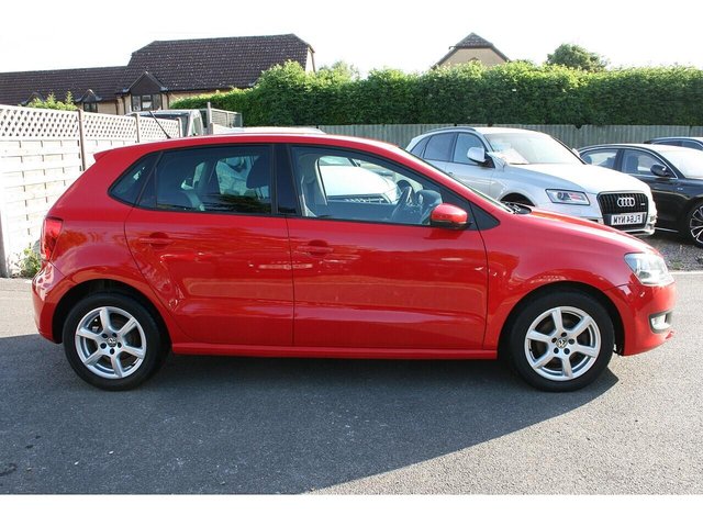 View our VOLKSWAGEN POLO