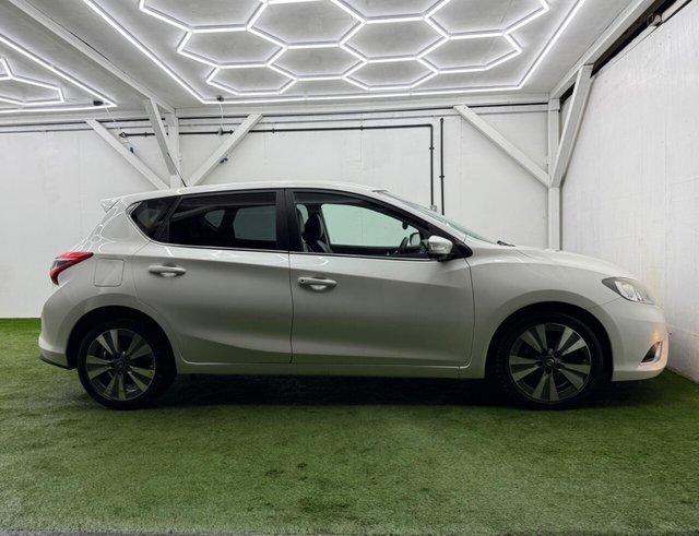 2014 NISSAN PULSAR 2014 1.5 dCi Tekna Euro 5 (s/s) 5dr - Photo 2
