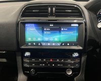 USED 2020 70 JAGUAR F-PACE 2.0 D240 Portfolio SUV 5dr Diesel Auto AWD Euro 6 (s/s) (240 ps) AUTOTRADER AWARD WINNING DEALER